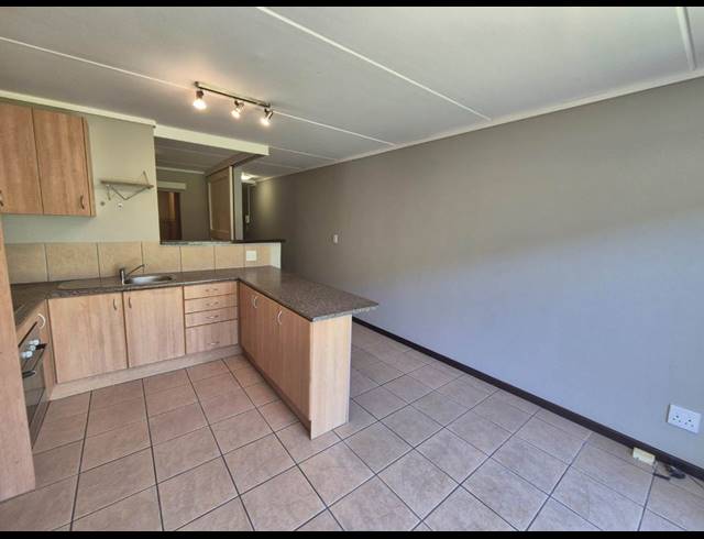 1 bed property to rent in HOUT BAY